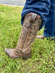Leather Boot Wallet With Snap Strap