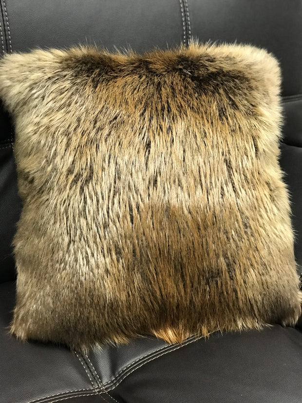 Natural Beaver Pillow 18" x 18"